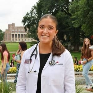 Meet your Posher, Emily